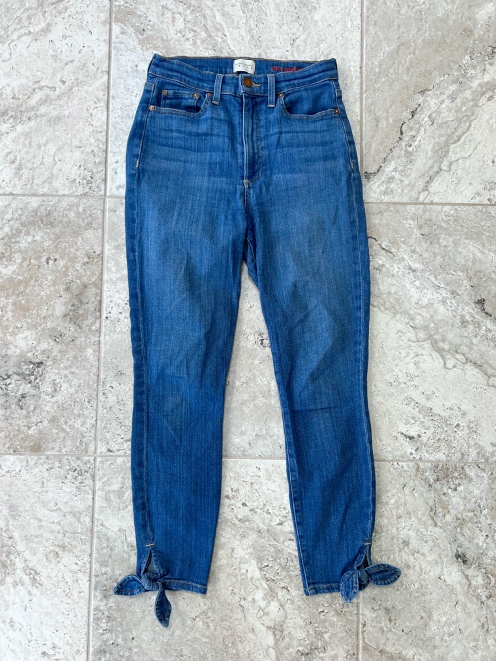 Alice + Olivia "Good" High Rise Ankle Tie Skinny Jean in Medium Blue Wash, sz 27